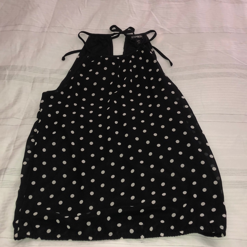 Express halter tank. Women’s size small 🖤